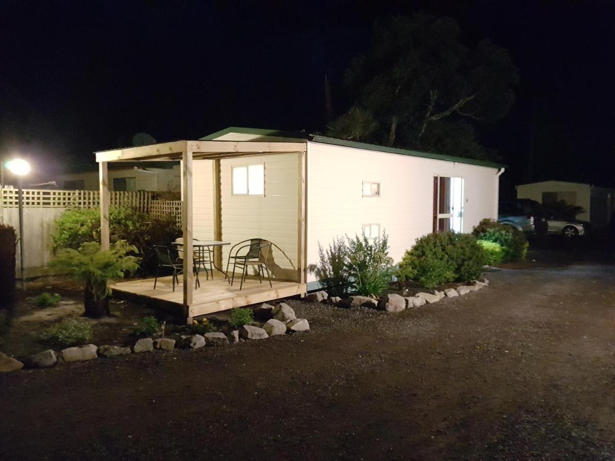 Strahan Retreat Holiday Park Kültér fotó