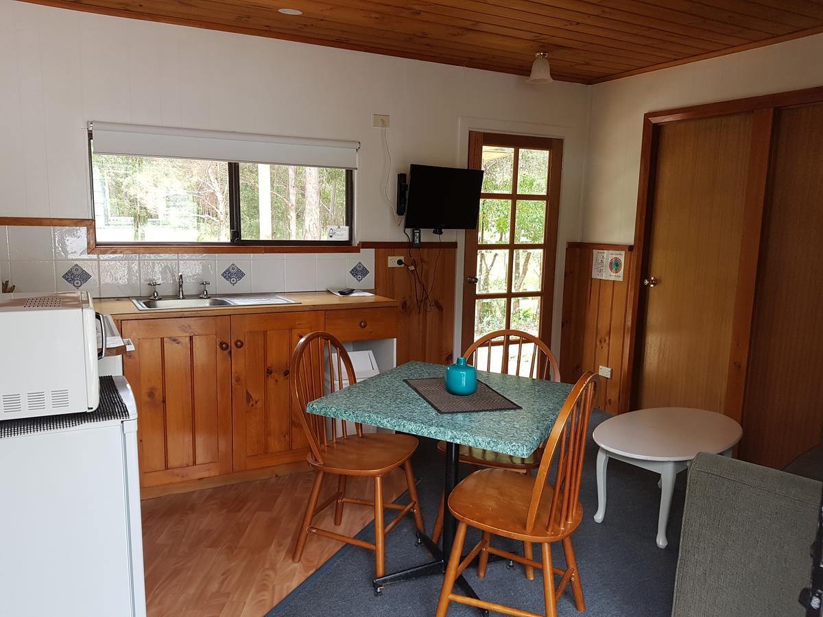 Strahan Retreat Holiday Park Kültér fotó